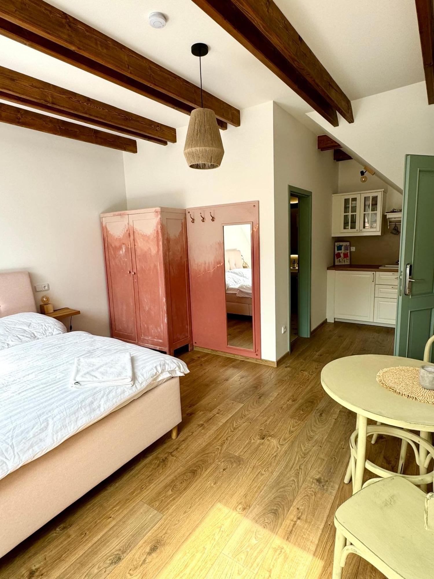 Soul Apartments Mikulov Buitenkant foto